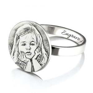 Personalisiertes Foto-graviertes Ring-Gedenkgeschenk für neue Mutter