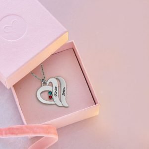 Dos corazones para siempre un collar con piedras natales